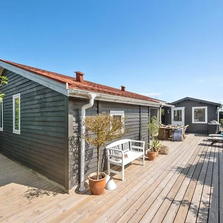 Holiday Elfrede - 600m From The Sea In Funen By Interhome Holiday home Kerteminde